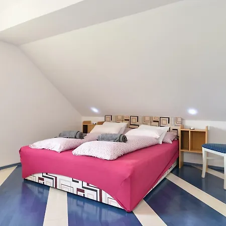 Appartement Jezerci